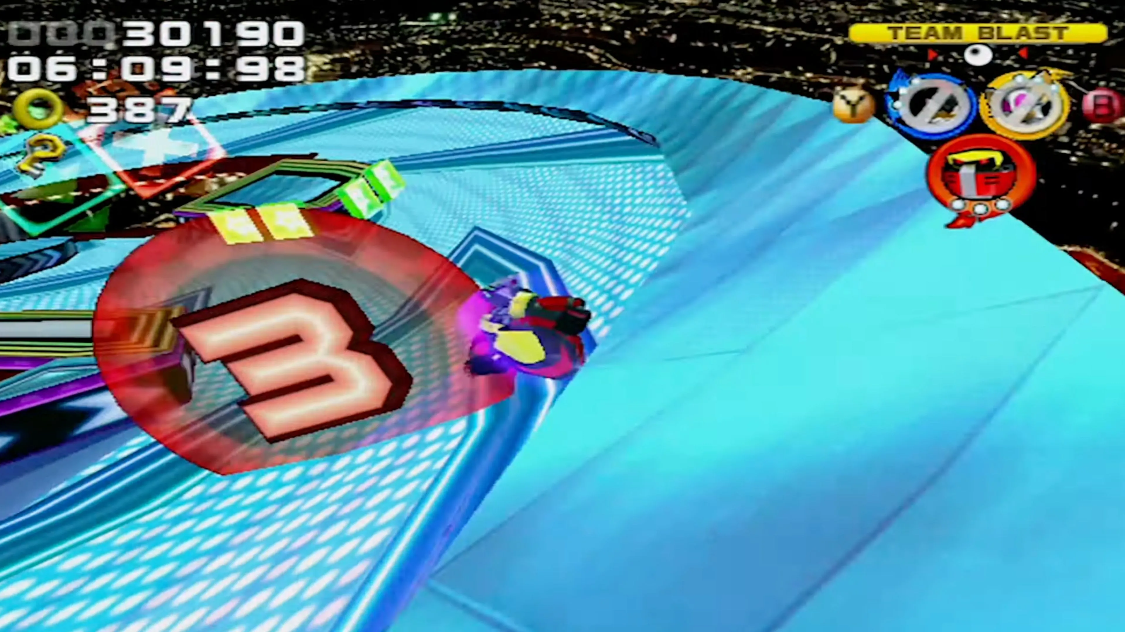 Team Dark (Shadow, Rouge, Omega) thể hiện sức mạnh trong game Sonic Heroes.